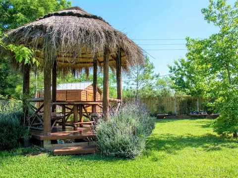 Quinta en Alquiler Temporal en Francisco Alvarez, USD 1.800