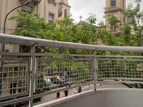 Azcuénaga 100