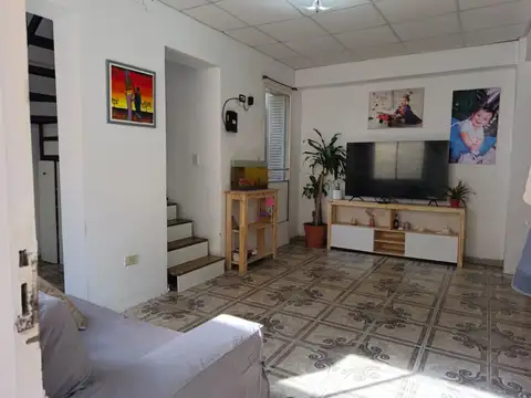 Depto Tipo Casa en Venta de 4 ambientes