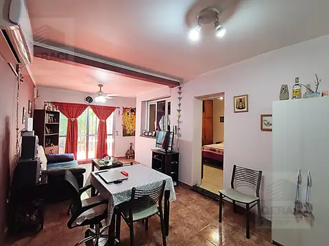 Castro Barros al 700