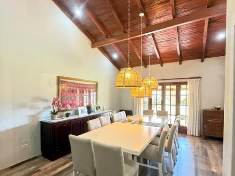 Quinta en Venta con 5 cocheras