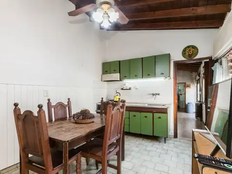 Depto Tipo Casa en Venta en Remedios De Escalada, USD 76.000