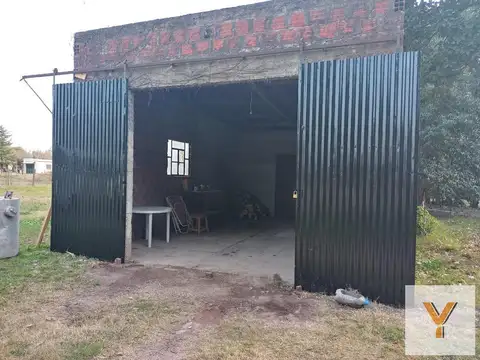 Casa en venta - 3 Dormitorios 1 Baño - Carmen de Areco