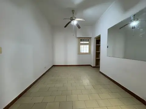 Depto Tipo Casa en Alquiler de 2 ambientes