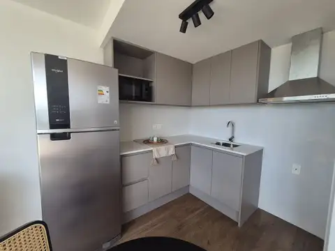 Departamento en Alquiler con 1 cochera