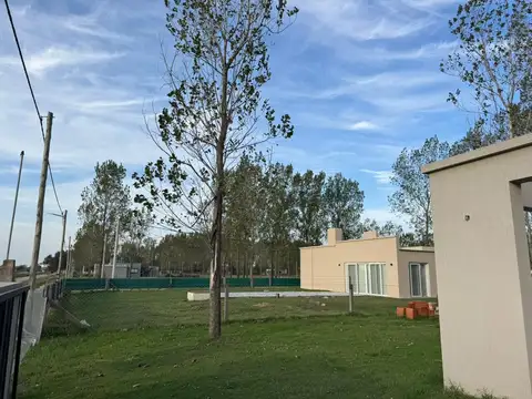 Terreno en Venta 20  mts Frente