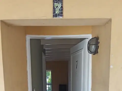 Alquiler loft 2 amb. con cochera pileta-EL PRIMER MES SE ABONA EL 50% DEL ALQUILER-