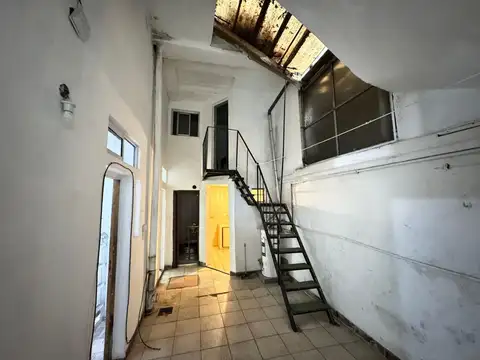 Depto Tipo Casa en Venta de 4 ambientes
