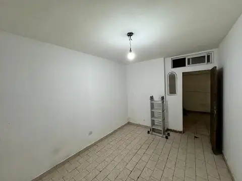 Depto Tipo Casa en Venta 70 años