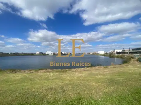 Venta Lote Puertos del Lago / RIBERAS
