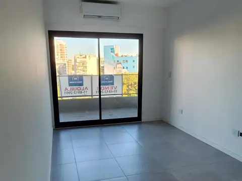 Departamento en Venta en Villa del Parque, USD 110.000