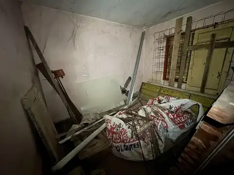 Casa 3 ambientes con 1 baño