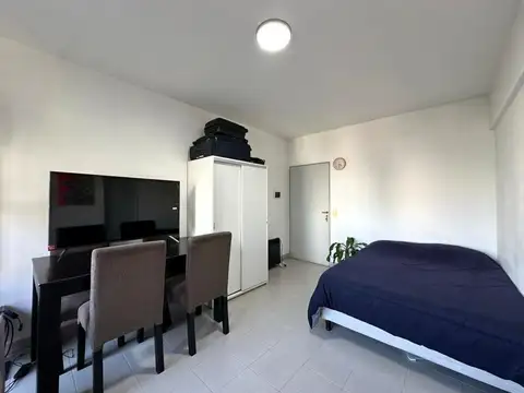 Avenida Ángel Gallardo 1000