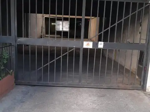 VENTA COCHERA CENTRO ROSARIO ESCRITURA A CARGO VENDEDOR