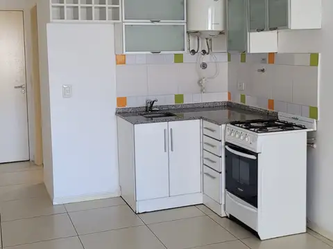 Departamento en Alquiler en Monserrat, $ 580.000