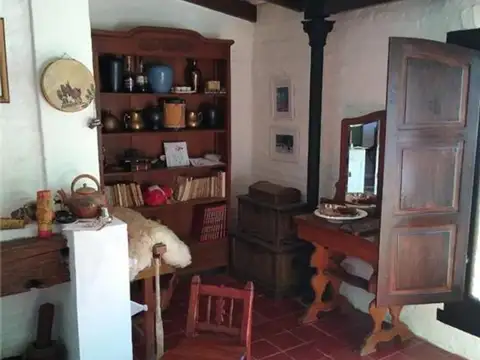 Importante casa de campo en LOS CERRILLOS - ALQUILER TEMPORA