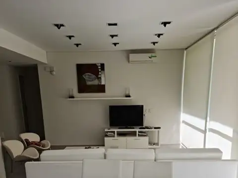 Casa en Alquiler Temporal en Carilo, USD 100