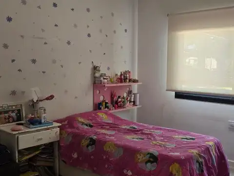 Casa 5 ambientes con 1 baño