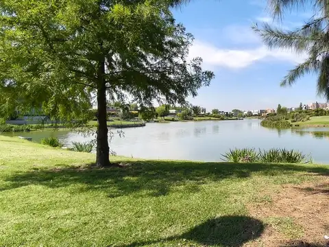 Terreno en Venta de 843,0 m2