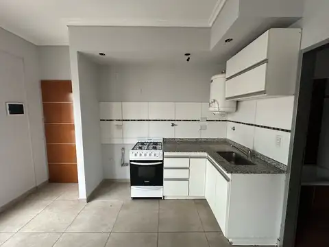 Departamento en Alquiler en Moron, $ 480.000