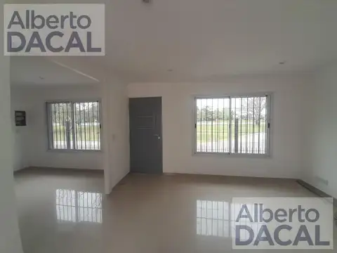 Casa en Alquiler de 2 dormitorios