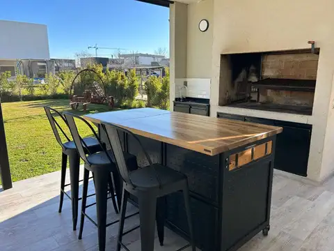 Casa en Alquiler en Puertos, USD 1.650