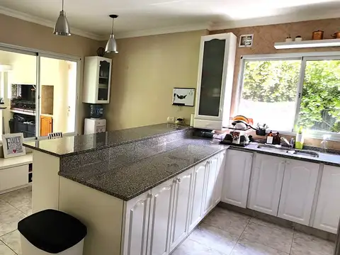 Casa en Venta en San Isidro Labrador, USD 450.000