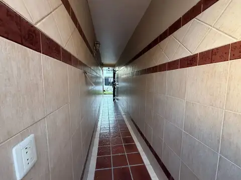 Depto Tipo Casa en Venta de 1 dormitorio
