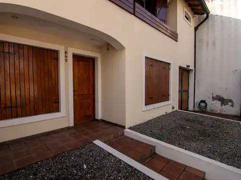 Casa en Venta en Morón, USD 198.000