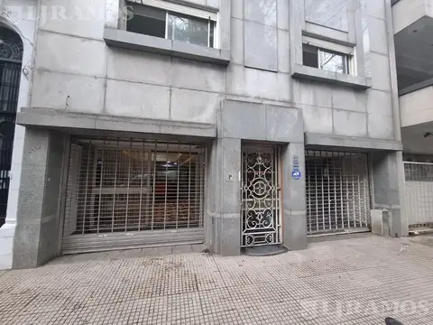 Local en caballito - ex clínica