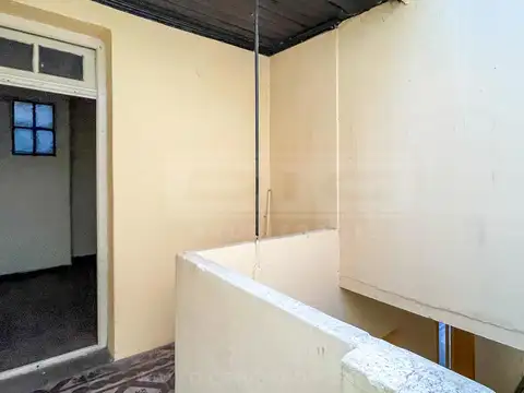 Depto Tipo Casa en Venta de 5 ambientes
