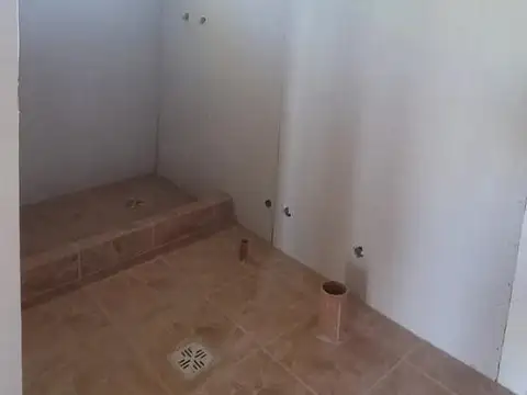 Dos cabañas a realizar terminaciones con piscina y hermosas vistas - Villa Giardino