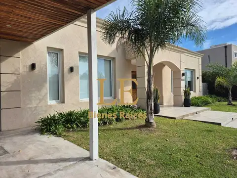 Casa en Venta en San Matias, USD 298.000