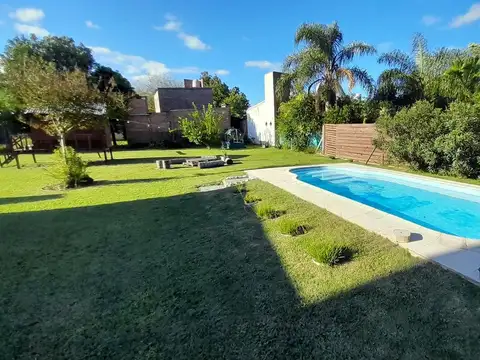 Casa en Venta con 1 cochera