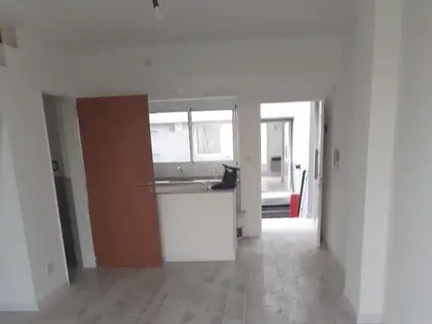 CACHIMAYO 1400 - DUPLEX PH 3 AMBIENTES SIN EXPENSAS  