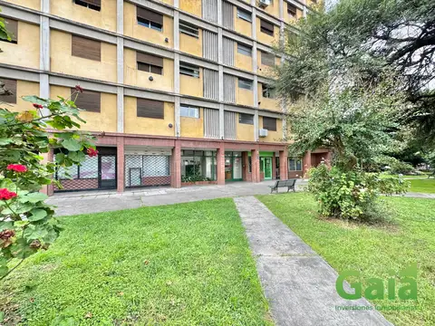 DEPARTAMENTO EN VENTA ZONA TERMINAL  AV H. YRIGOYEN