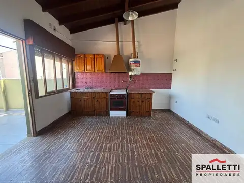 Depto Tipo Casa 2 ambientes con 1 baño