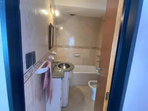 Duplex de 3 Amb. En 1er Piso C/Ptio y Terraza Palmar 7100