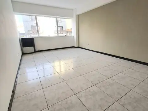 Oficina 2 ambientes con 1 baño