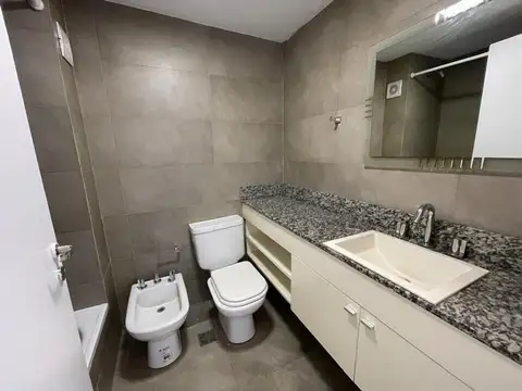 Departamento en Alquiler con 1 cocheras