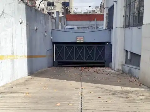 Alquiler cochera cubierta Las Torres San Justo