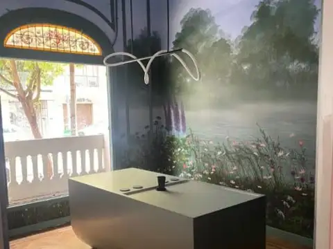 Casa 5 Ambientes en Alquiler - Patio, terraza y garage - 254m² -  Unicamente destino COMERCIAL...