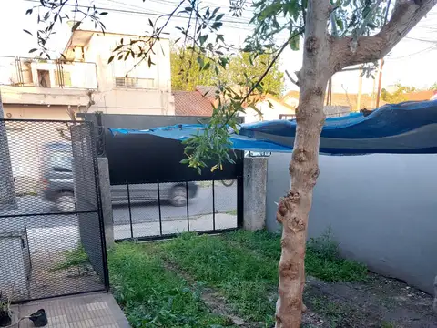 pola 400, Piso pb