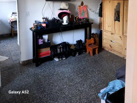 Depto Tipo Casa en Alquiler con 1 cocheras