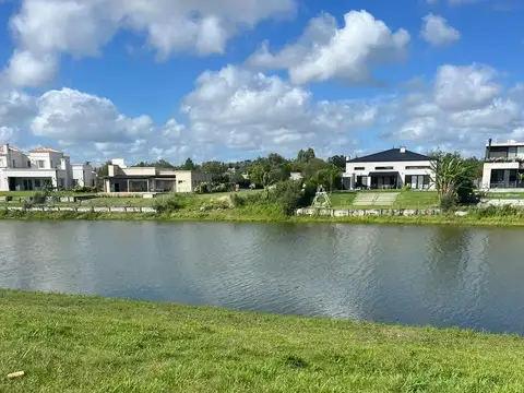 Terreno en Venta en San Matias, USD 120.000