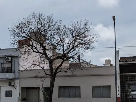 Local en Venta 61 años