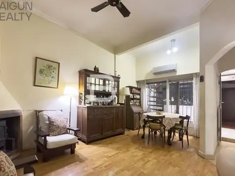 PH con entrada independiende de 4 ambientes con terraza propia en venta en Palermo