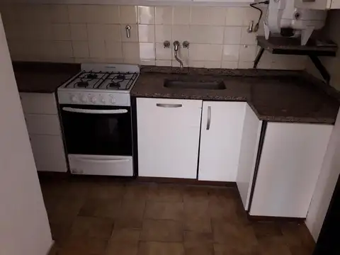 Depto Tipo Casa en Alquiler de 2 ambientes