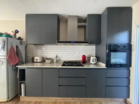 Casa 5 ambientes con 1 baño