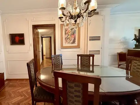 Departamento en Venta de 6 ambientes